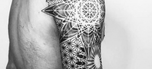 25 Ide Inspirasi Tato Dotwork yang Keren